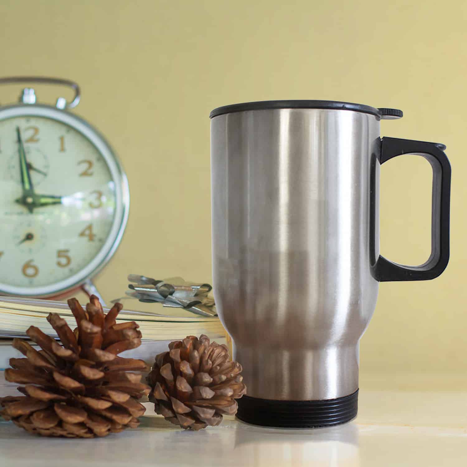 Free travel mug mockups to increase your ecommerce sales